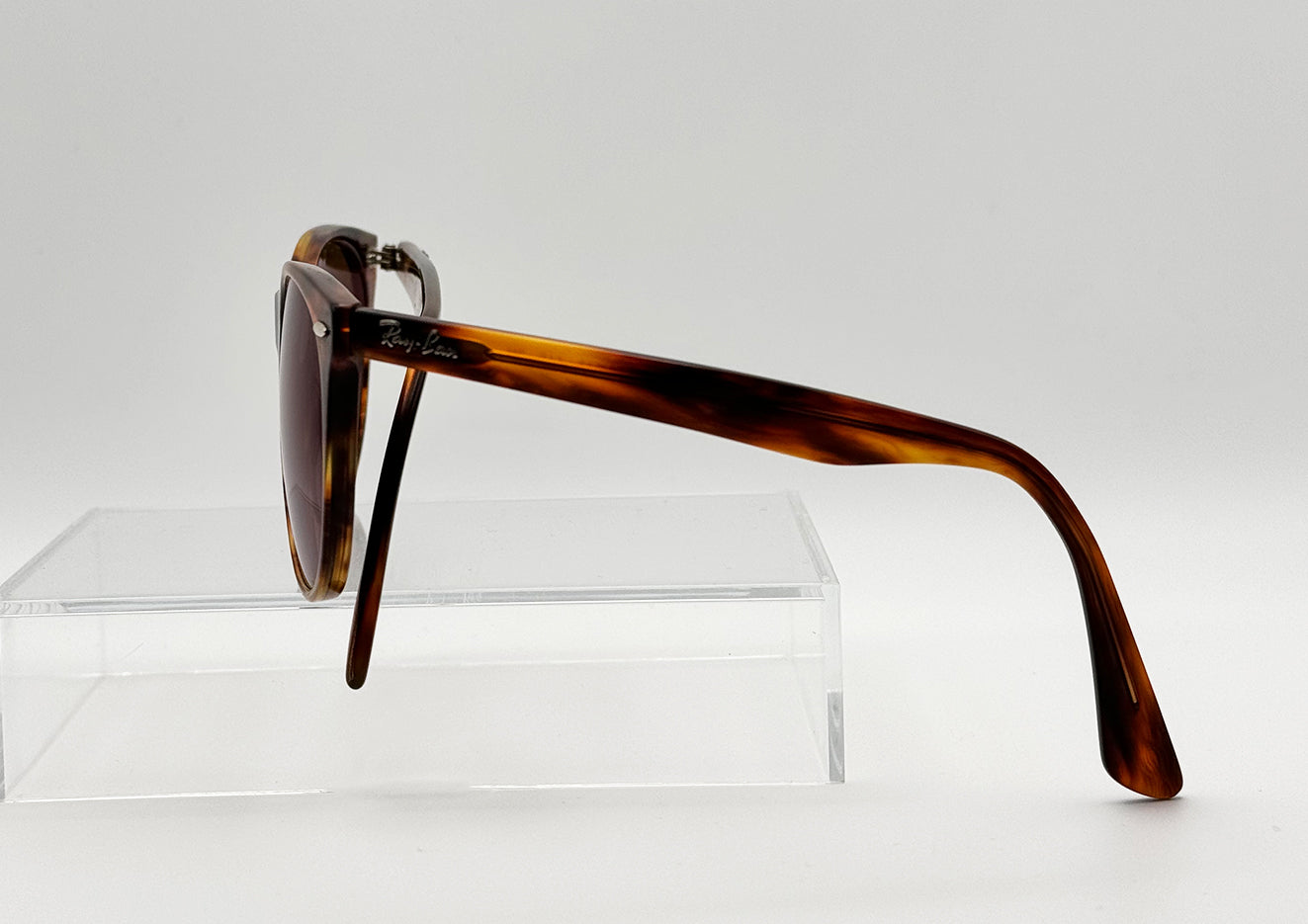 RayBan