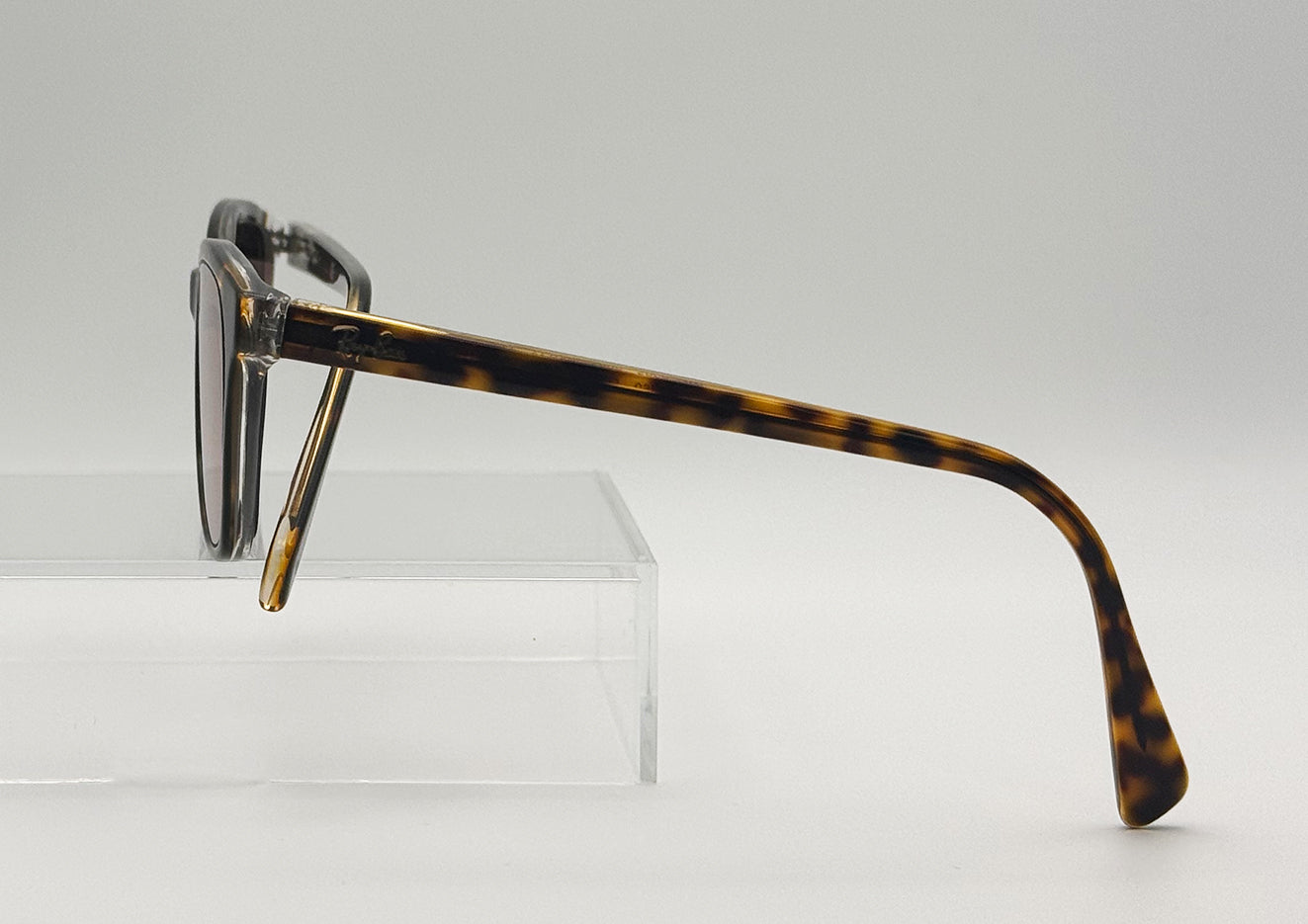 Ray Ban
