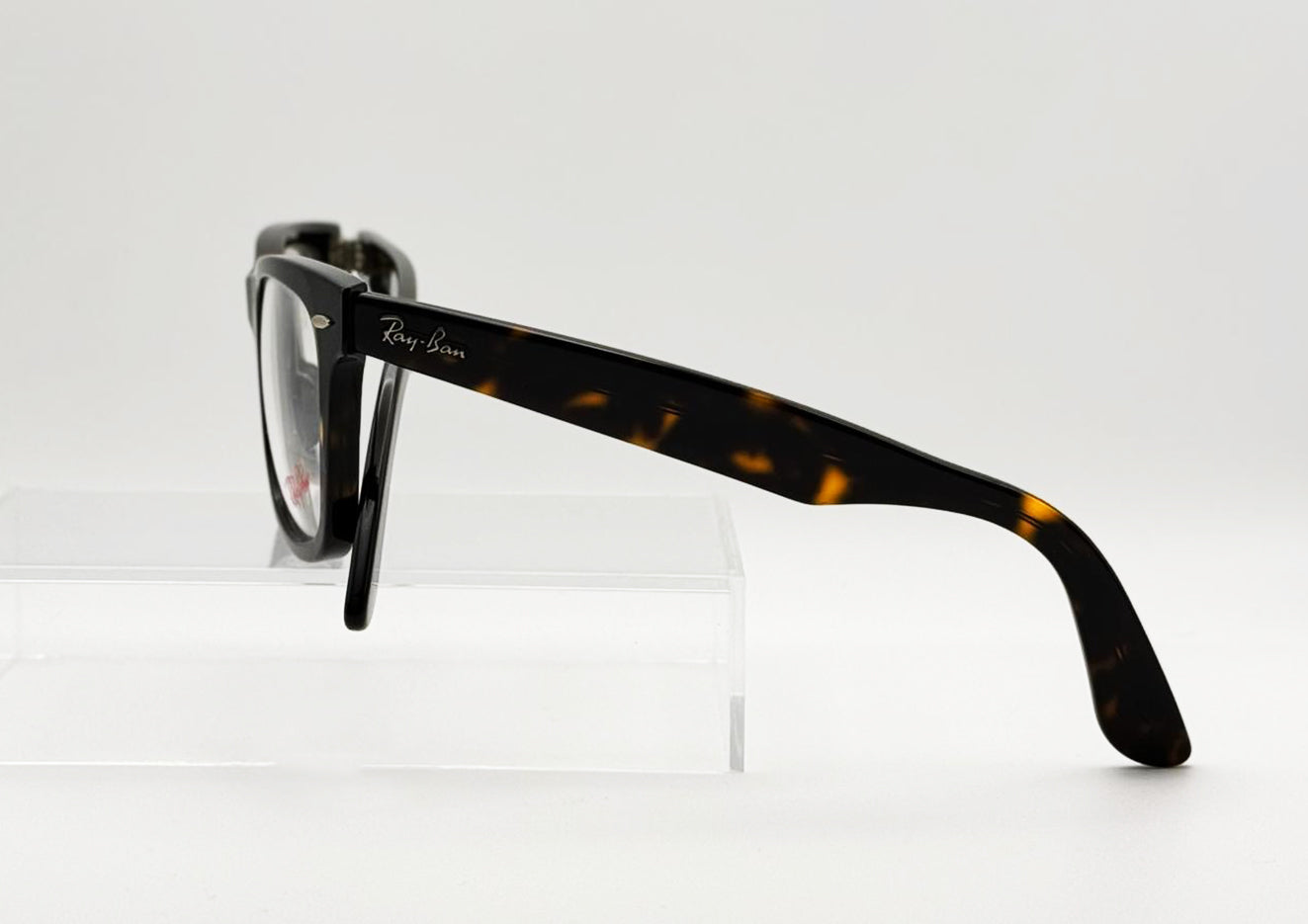 RayBan